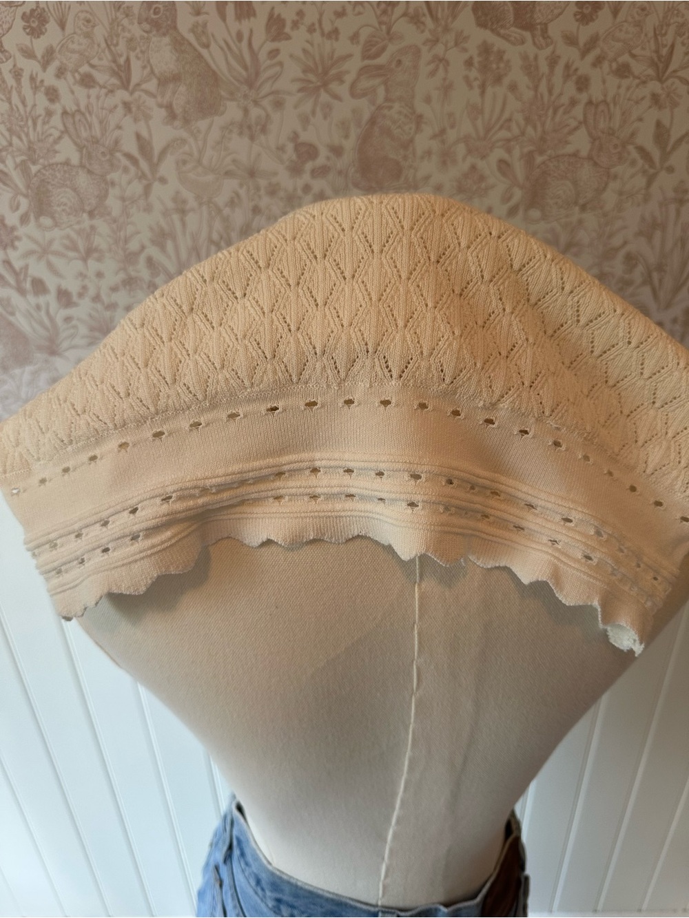 Vintage Ivory Pointelle Knit Sleeveless Top – Approx. Medium / Oversized Small - Picture 8 of 8